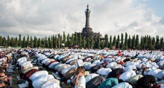 Що можна і що не можна робити на місяць Рамадан: правила та молитви